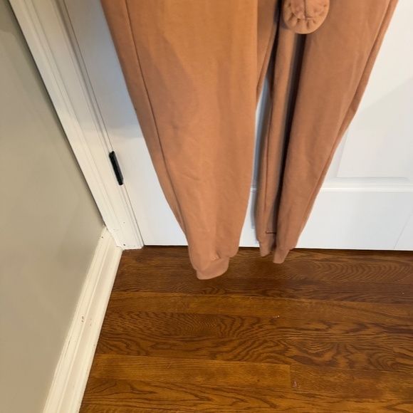 New! For Love & Lemons Yuna gray long sleeve rosette romper 31814 - Picture 9 of 15